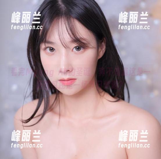 Myung Ah 看完Myung Ah的圣诞,真不知道这是一张图包还是一场节日梦游?